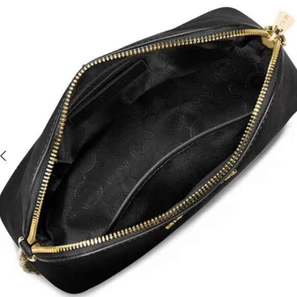 NWT MICHAEL Michael Kors Cindy Dome Crossbody with Web Strap - Picture 2 of 10